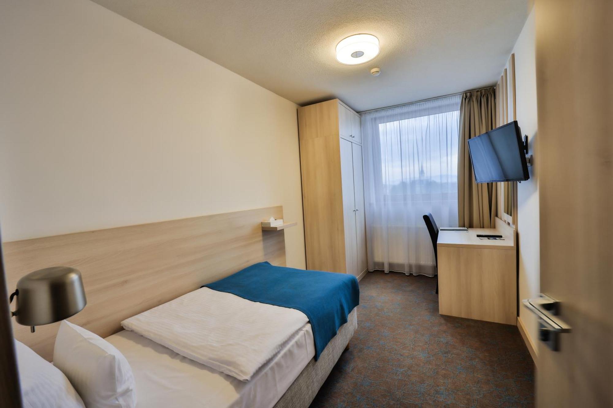 Hotel Metropol Спішська Нова Весь Екстер'єр фото