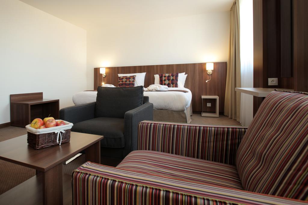 Hotel Metropol Спішська Нова Весь Номер фото